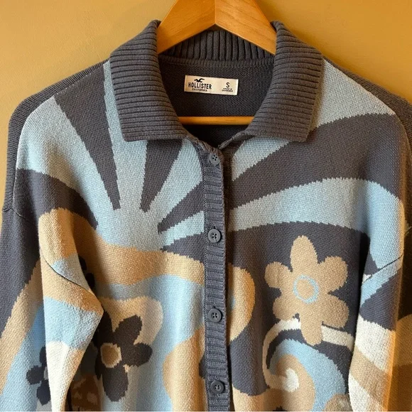 Hollister Cropped Mushroom Floral Sweater Size Small Blue Tan Retro Boho Hippie - Picture 3 of 15